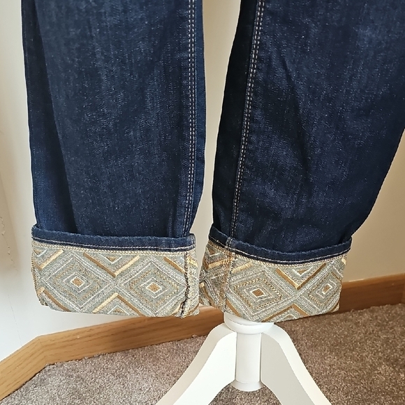 White House Black Market Dark Blue Slim Crop Jeans - Picture 3 of 7